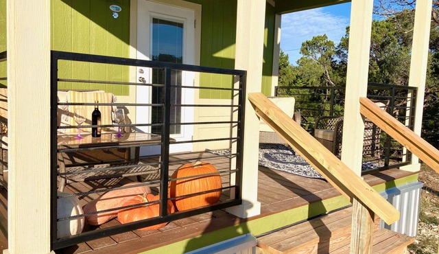 Cozy Tiny Home in the Hills