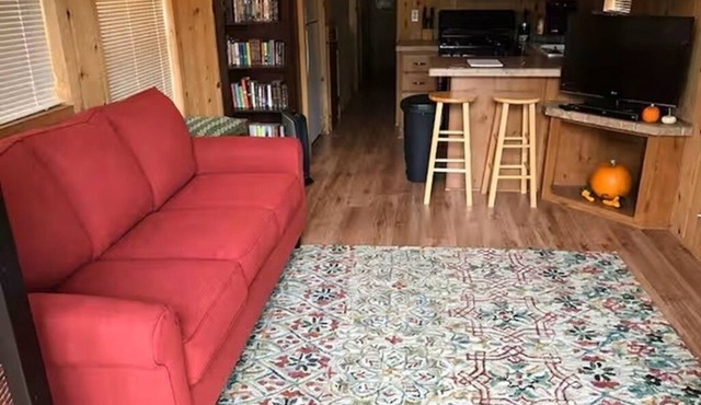 Cozy Tiny Home Near Stevens Pass – Ideal for Nature Lovers - with WiFi!