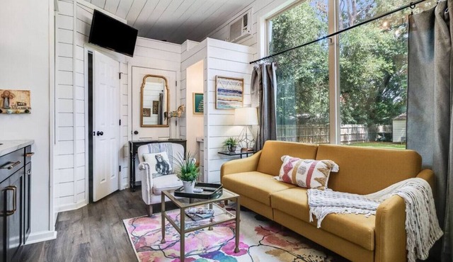 Cozy tiny house living
