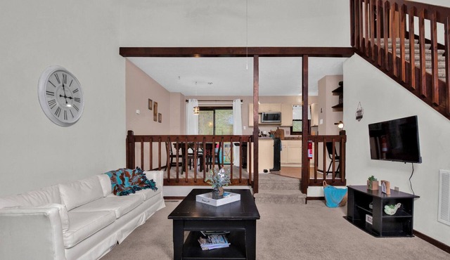 Cozy townhome 2 minutes away from Ft. Bragg