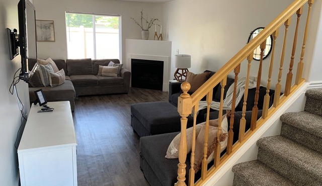 Cozy Townhome Gathering Spot