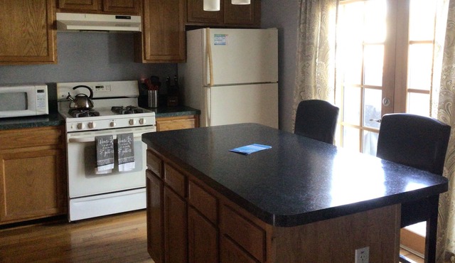 Cozy Townhome in Baltimore, County