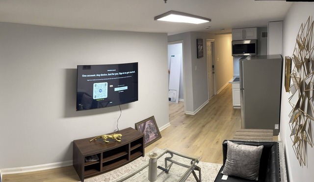 Cozy townhome with WiFi and AC in lovely Laurel