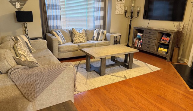Cozy Townhouse in Brier Creek RDU