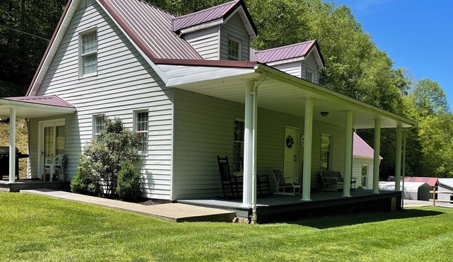 Cozy trail house at the Hatfield McCoy Trails