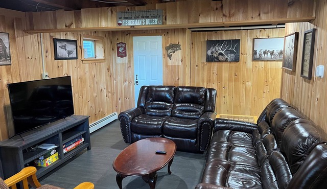 Cozy Tug Hill 4-bedroom cabin located directly on the trails in Turin NY