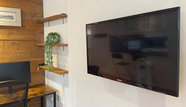 Cozy Turnkey Apartment