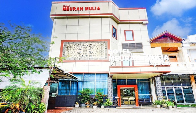 Cozy Twin Escape in Indonesia with Free WiFi
