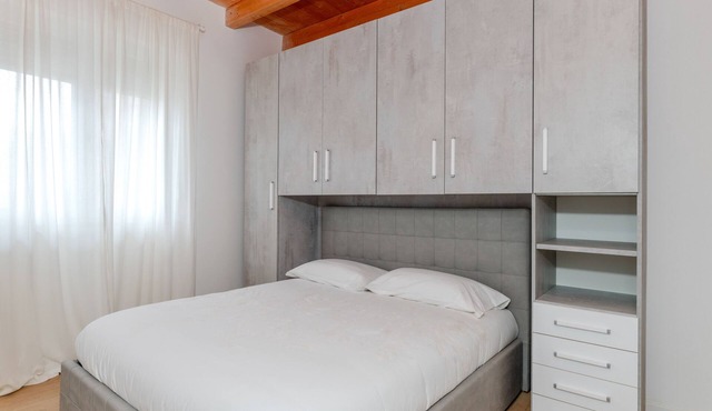 Cozy Two Bedroom Apartment | Ideal Base for Exploring Milan and Brianza