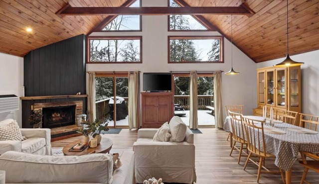 Cozy two-story cabin in woods of Southern Vermont