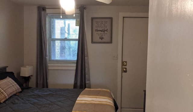 Cozy unit in the mansion area