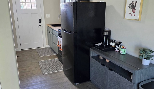 Cozy Updated Apartment Walking Distance to Downtown Fruita