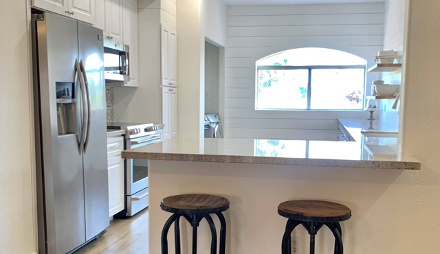 Cozy, upscale condo in McCormick Ranch, Scottsdale