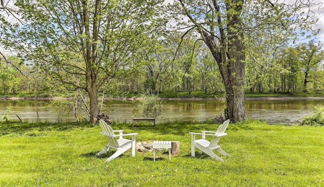Cozy Upstate Studio w/Walkill River Views!