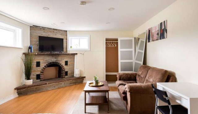Cozy Urban Getaway