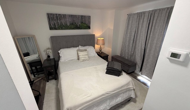 Cozy Urban Retreat – Close to Downtown, Free Parking!