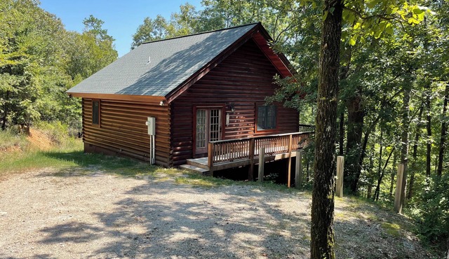 Cozy mountain cabin 15 minutes from historic downtown, 3 miles from ORV PARK