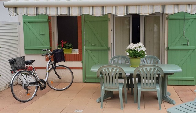 Cozy Vacation Home with Pool Near Beach in La Tranche-sur-Mer