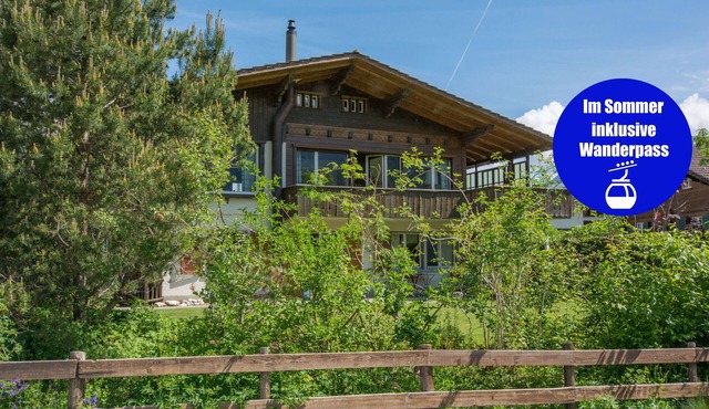 Cozy vacation apartment with large garden seating area, near the Chuenisbergli.