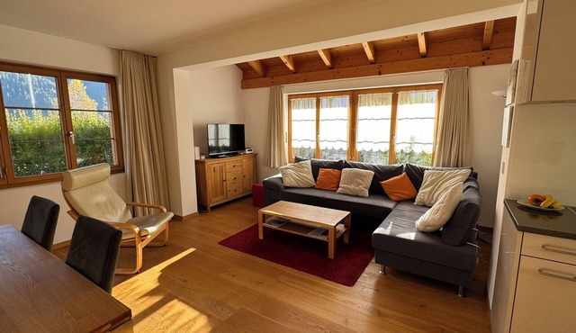Cozy vacation apartment in Val Lumnezia GR with sunny seating area