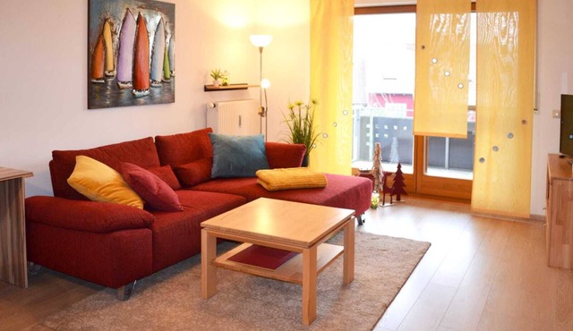 Cozy vacation apartment (50 sqm) for up to three people with south-facing balcony in Ebern