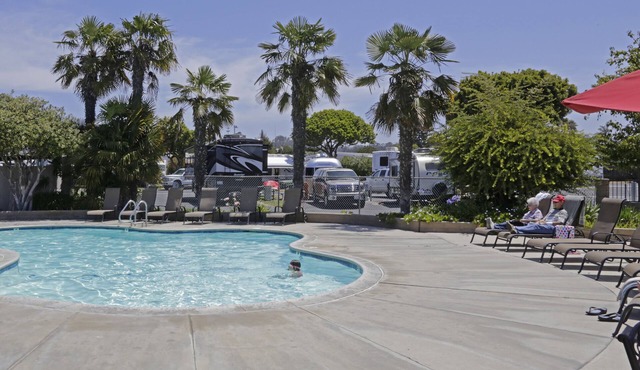 Cozy Vacation Cottage 100 at Pismo Sands RV Resort