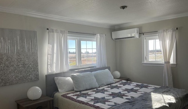 Cozy Vacation Home - Two minutes from the closest of many Beautiful Beaches