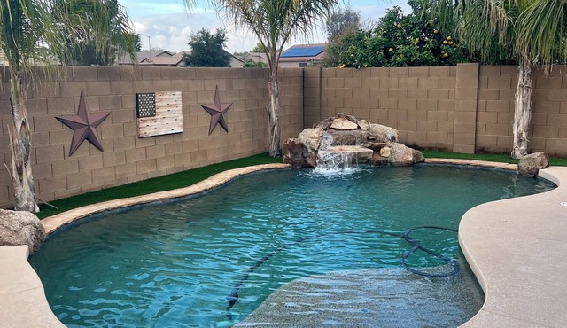 Cozy vacation home with pool!