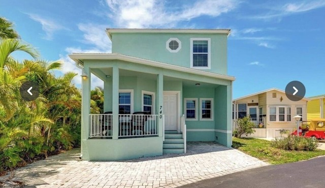 Cozy villa a short walk from the beach ready for your family.
