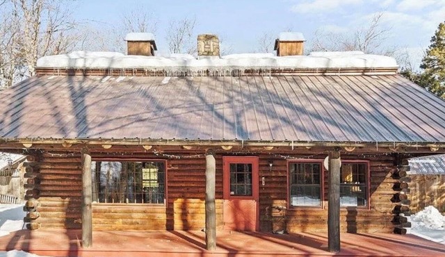 Cozy VT Retreat 5 Minutes from Stratton - Ski, Swim, Escape