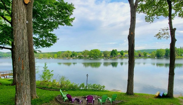 Cozy waterfront cottage on Rushford Lake, Sleeps 8, Central Air, & AMAZING dock!