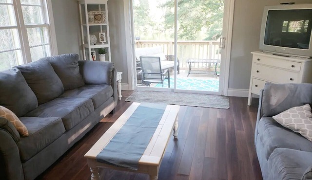 Cozy waterfront gem in Kearney