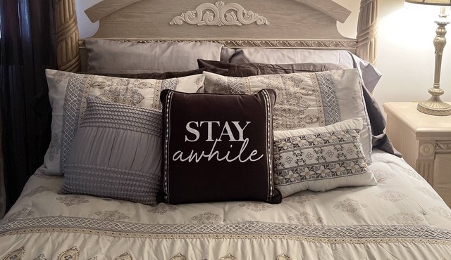 Cozy waterfront home away from home! 7 mins to Jersey shore beaches & boardwalk