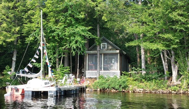 Cozy Waterfront Cabin on Cranberry Lake
