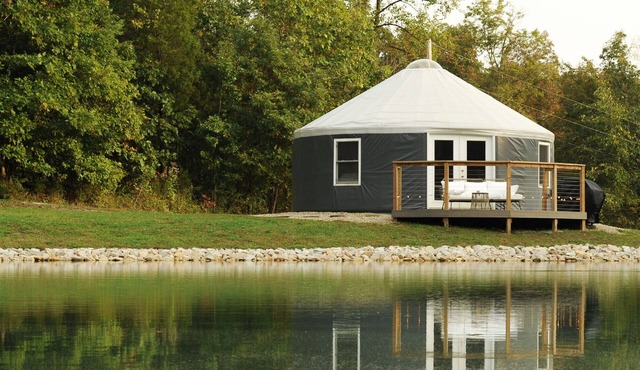 Cozy Waterfront Yurt with Heated Floors, full heat and AC, bathroom, Kitchenette