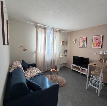 Cozy Wellington-Studio near Arras station and center