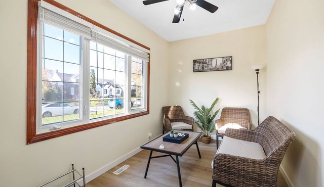 Cozy Winnipeg Home with 3 Bedrooms 2.5 Baths