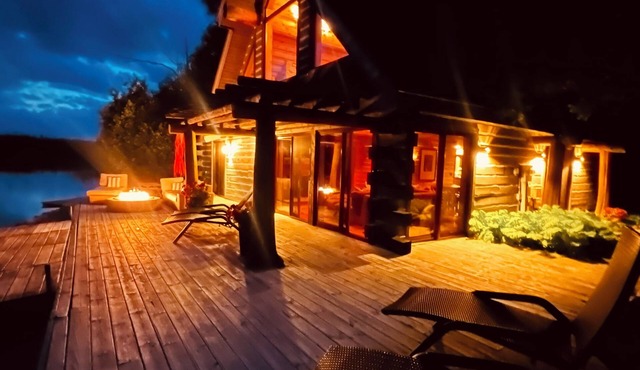 Cozy Winter Escape on Round Lake ~ Near Boyne Highlands & Nubs Nob