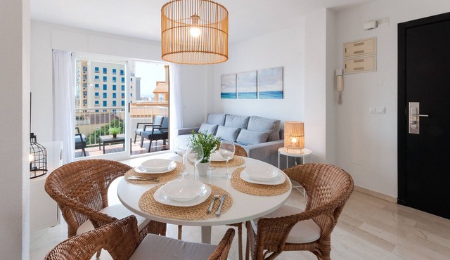 Cozy with mediterranean style, a few meters from the beach. - only families