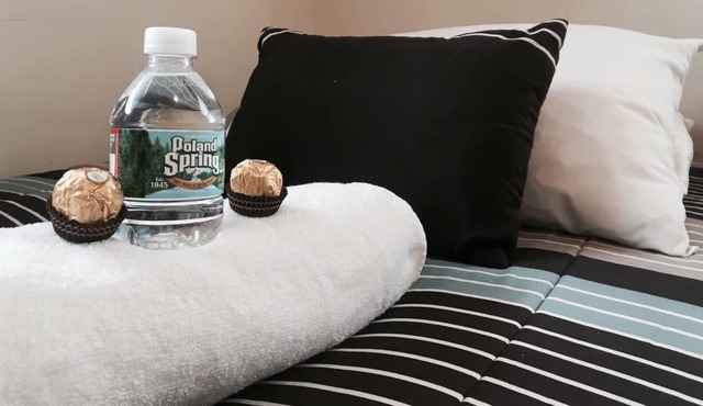 CozyPrivate "C" Bedroom Kitchen Wifi