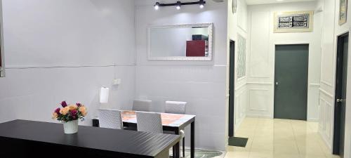 CozyRizqy Homestay at Kebun Baru - 3R2B