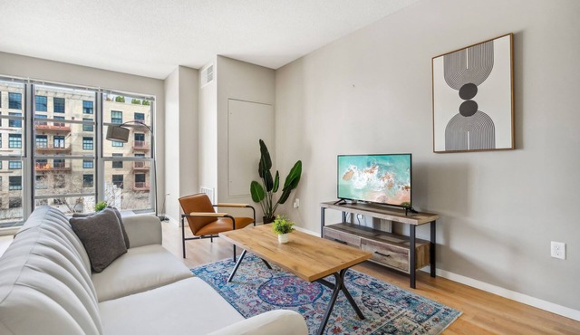 CozySuites Mill District with gym #04