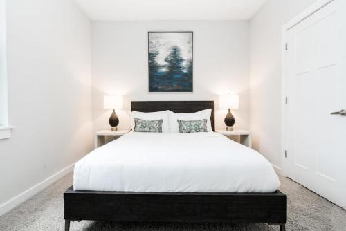 CozySuites Music Row Stunning 2BR in Nashville! 05
