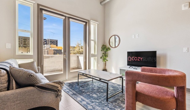 CozySuites PHX RORO Gym, Pets, Parking! 2BR