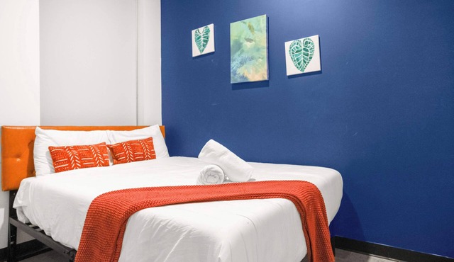 CozySuites Stunning 1BR in Downtown Pitts #14