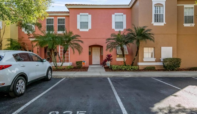 Cozzy Townhouse! 925PTC-SVH