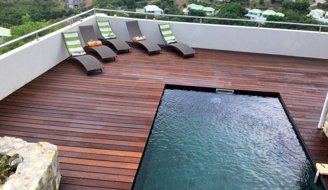 Crème de la Crème: Stunning views of Orient Bay! Grand piano. Kids welcome!