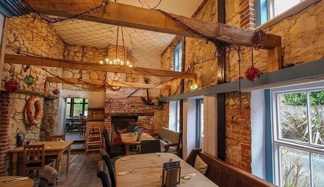 Crab and Lobster Inn