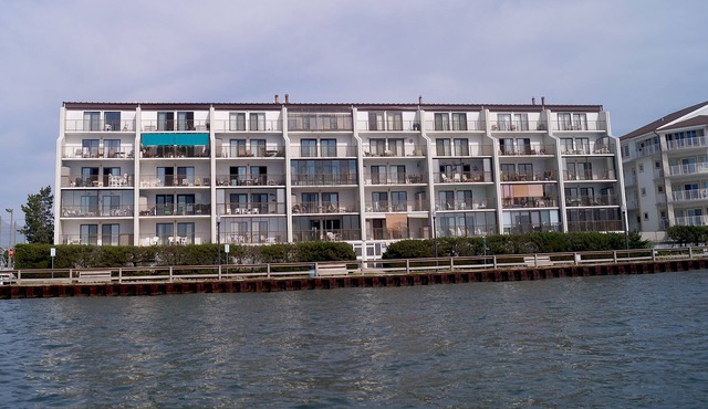 Crab Cove On The Bay 406-Baywater 3rd St,Free WiFi,Pool,Elev,W/D,AC
