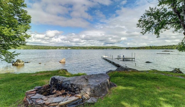 Craft Bear Cabin - Lakeside Luxury - Pet-friendly & Perfect for Large Families